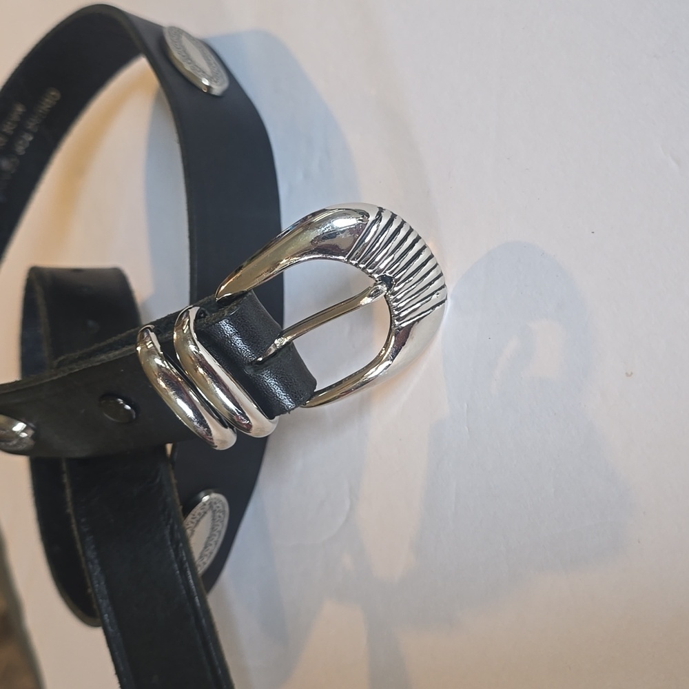 Womens Black Leather belt Silver Oblong Filigree Embellishments Sz.34